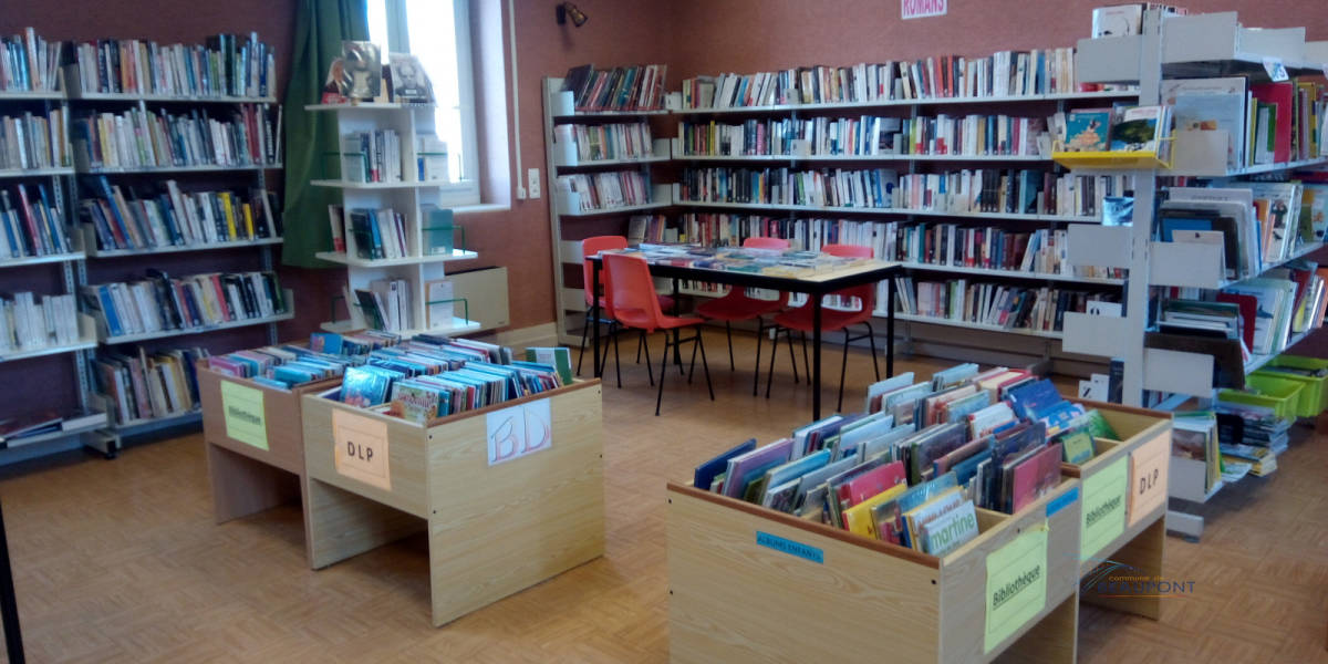 détails sur Bibliothèque de Beaupont-Domsure